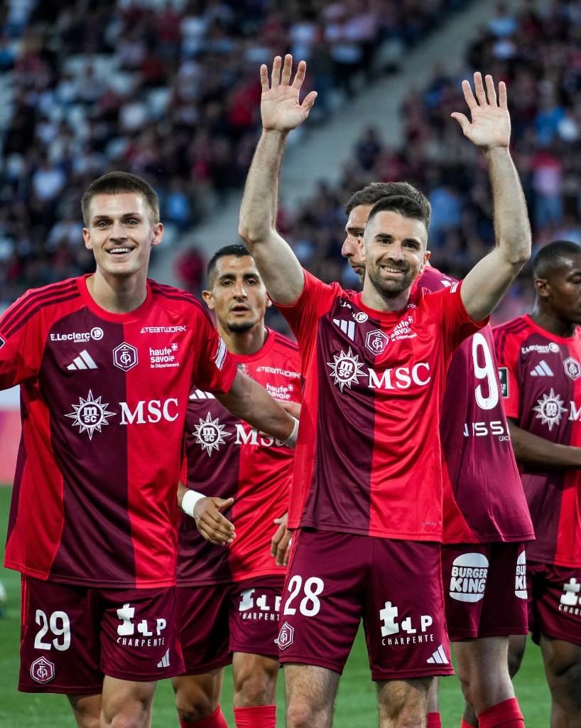 FC Annecy, partenaire officiel LP Charpente