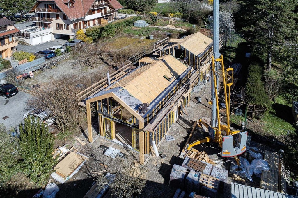 Ossature bois en cours, villa contemporaine, Annecy-le-Vieux