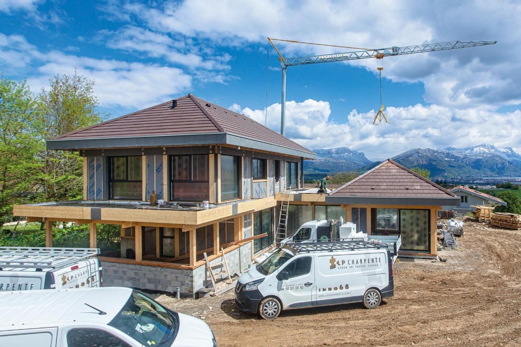Façade en cours, Villas Neveu, Poisy